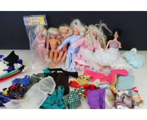 Six fashion dolls to include a Sindy doll marked 033055X to back of head, 2 x Mattel Barbie heads on soft bodies etc plus a q