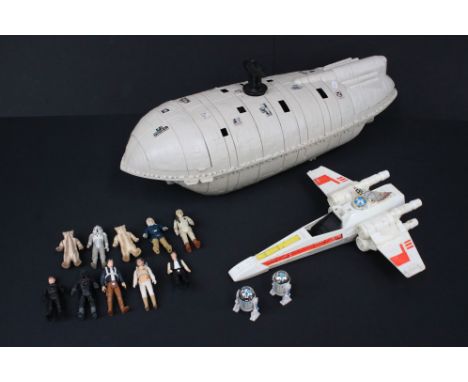 Star Wars - 12 Original figures to include AT-AT Driver, Han Solo, Rebel Commander, Han Solo (Hoth Outfit), R2-D2 (With Senso
