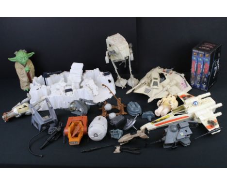 Star Wars - Collection of mixed toys to include Speeder Bike, Imperial Attack Base, Hoth Wumpa, CAP-2, INT-4, Tauntaun, Tripo