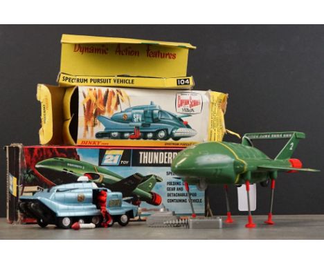 Boxed J Rosenthal Thunderbirds Thunderbird 2 plastic model, no original model within detachable part, showing play wear, end 