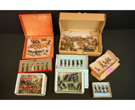 Collection of assorted metal soldiers and sailors to include 6 Britains French guardsmen, 6 Britains Victorian sailors, 4 Joh