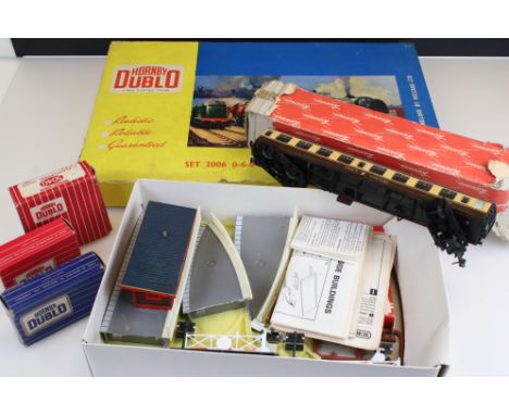 Boxed Hornby Dublo 2006 0-6-0 Tank Goods Train Set with locomotive, rolling stock, additional rolling stock and paperwork (no