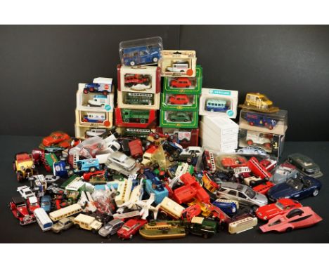 19 Boxed diecast models featuring Matchbox Models of Yesteryear, Lledo Promotional model, Oxford Diecast, Corgi The Sixties C