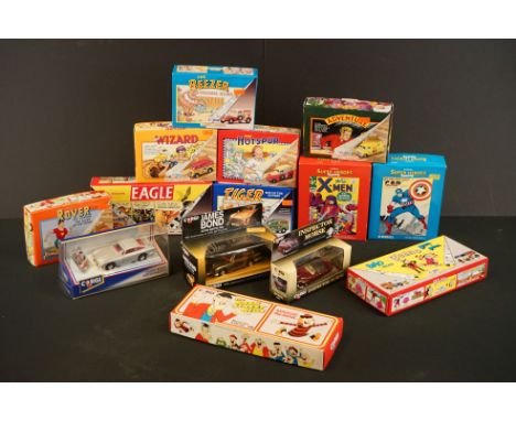 14 Boxed Corgi diecast models to include 8 Corgi Comic Classics Limited Editions with certificates (96846, 96865, 98754, 9875