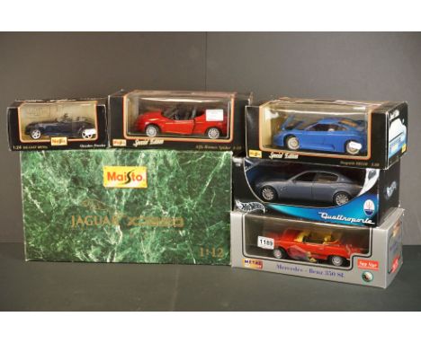 Six Boxed diecast models to include 4 Maisto model cars (1:12 scale Jaguar XJ220 1992, Special Edition 1:24 Chrysler Prowler,