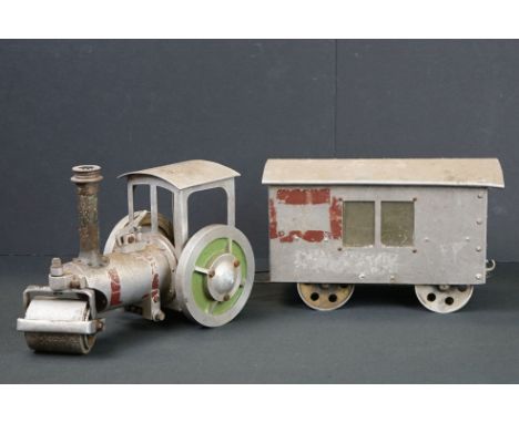Unbranded metal steam roller engine plus coach, kit/scratch built, showing wear 