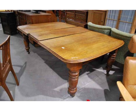 VICTORIAN WIND OUT OAK DINING TABLE WITH AN EXTRA LEAF &amp; A WINDING HANDLE, LIGHT OAK, 165CM BY 133CM, LEAF 46CM  