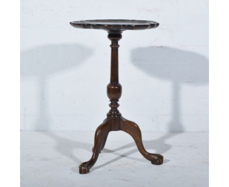 Pair of reproduction mahogany wine tables, moulded pie-crust tops on tripod legs, diameter 36cm.