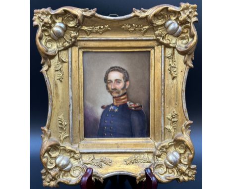 UNSIGNIERT (XIX). Porzellanminiatur. Portrait eines preußischen Hauptmanns.Circa 14 cm x 11 cm die Bildplatte. Circa 24 cm x 
