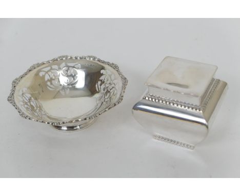 Late Victorian silver small tea caddy, by Charles Boyton, London 1899, square inverted baluster form with gadrooned borders, 