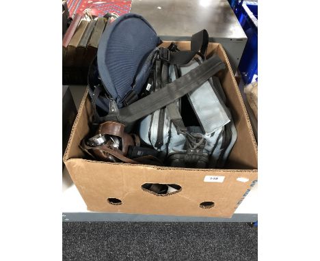 A box of Minolta 7000 camera, Pentax MZ-7, Vito B camera in leather case etc