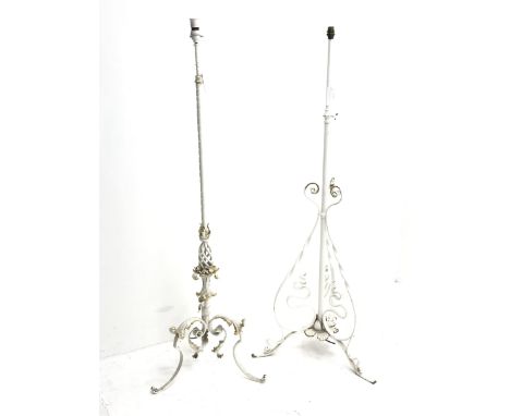 20th century white painted Rococo style wrought metal standard lamp with shade (H133cm (measurement not including shade or fi