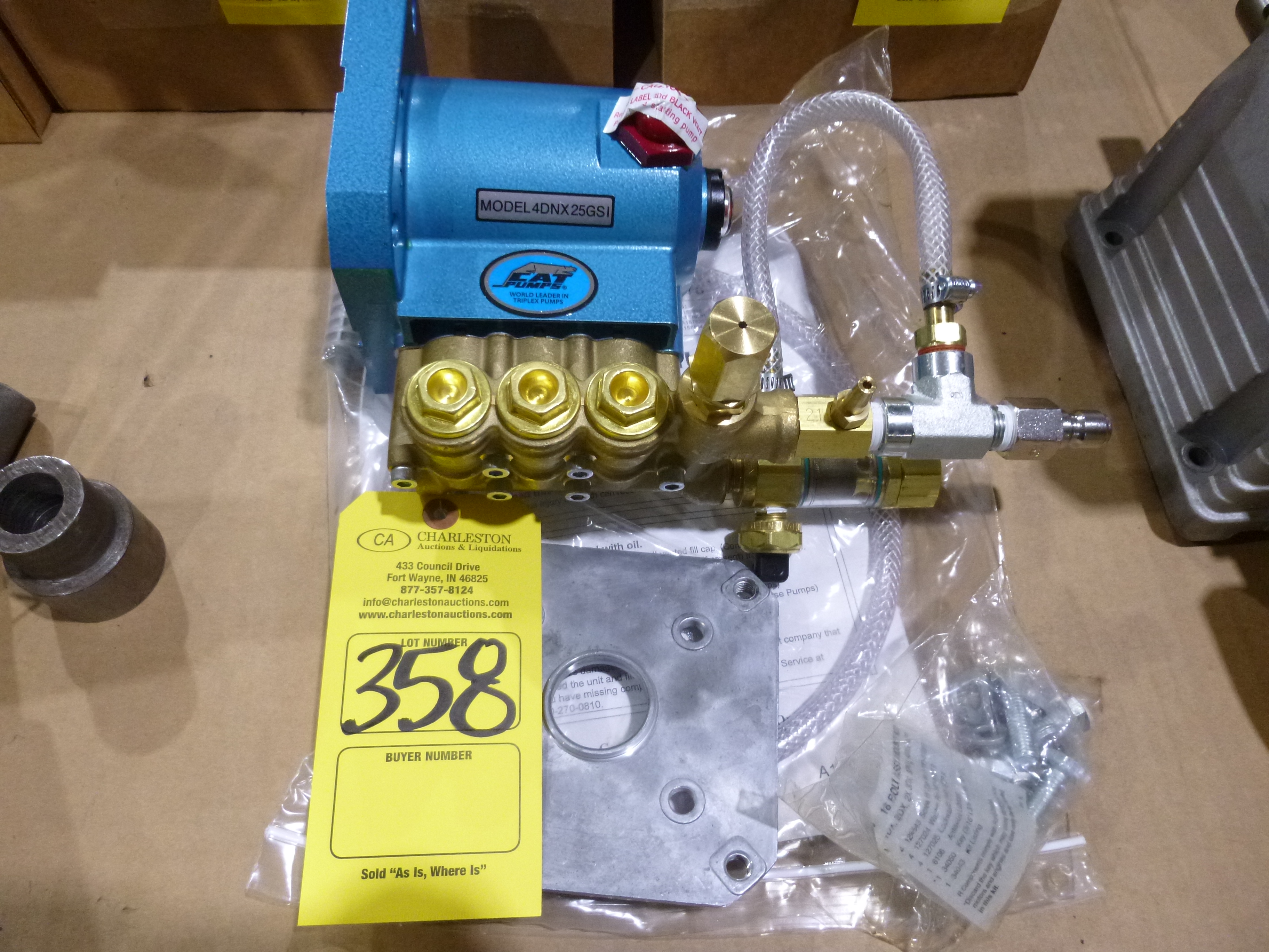 Cat Pump model 4DNX25GSI power washing pump