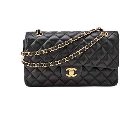 Double flap bag with gold-tone hardware, double 'CC' turn lock closure and woven-in leather chain strap, burgundy interior wi