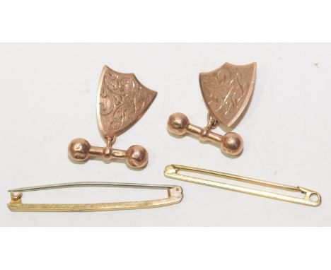 A selection of jewelleryTo include two bar brooches and a pair of cufflinks, stamped 9ct, total weight approx. 7.2g 