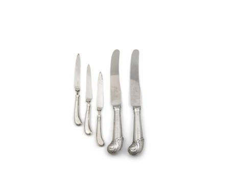 A PAIR OF SILVER PISTOL HANDLE TABLE KNIVES,London c.1910, crested, with stainless steel blades; together with three silver p