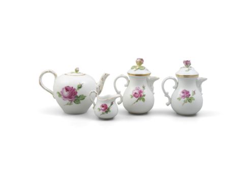 A 20TH CENTURY MEISSEN PORCELAIN SOLITAIRE TEA SERVICE