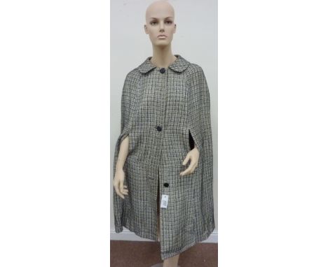 Vintage Clothing/Accessories - c. 1960s monochrome cloak with armholes  Condition Report Click here for further images, condi