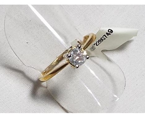 A lady's 9 carat gold and 50 pt 1/2 carat diamond solitaire ring, size O, approx weight 1.7 gm , cased - Est £160 - £200