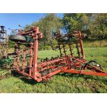 International 365 Field Cultivator - 24ft, S-Tine, Rolling Basket, Hydraulic Fold, Hydraulic