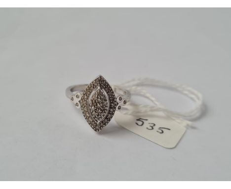 A white gold marquis multi stone diamond ring - weight in diam shank 0.25cts - size N - 3.6gms