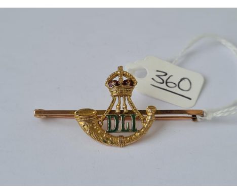 A enamel sweetheart brooch Durham Light Infantry (original box) in 9ct Gold - 4.5 grms