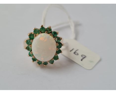 A vintage emerald &amp; opal set cluster ring in 9ct - size M