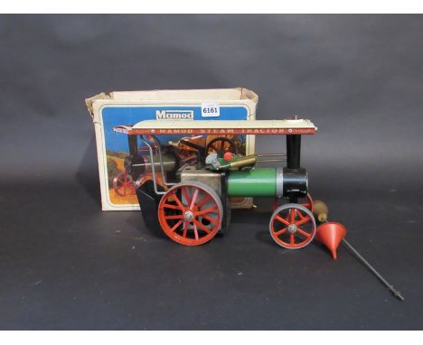 Boxed Mamod steam tractor