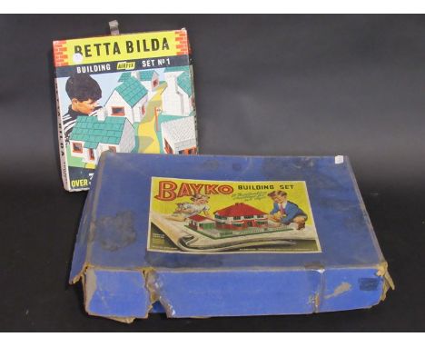 Boxed Bayko builder set and boxed "Betta Bilda" set