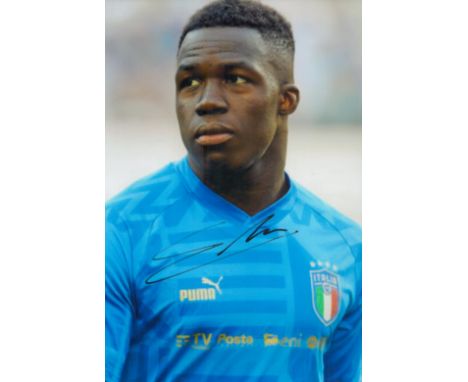 Football Wilfried Gnonto signed 10x8 inch colour photo pictured while playing for Italy. Good Condition. All autographs come 