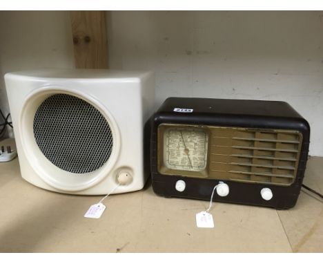 Vintage team Bakelite radio together with a model 91 cream Bakelite speaker unit (2) - NO RESERVE