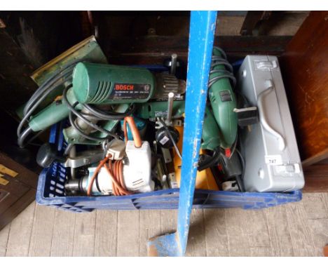 A mixed lot of various assorted power tools to include sander, drills, angle grinder and other items (all sold electrically u