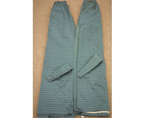 Pair diamond patterned dark teal ground thermal lined curtains, Drop - 175cm, W390cm Condition Report Click here for further 