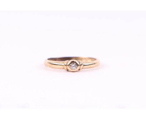 A 9ct gold diamond solitaire ring, approx UK size 'Q', 1.4g.