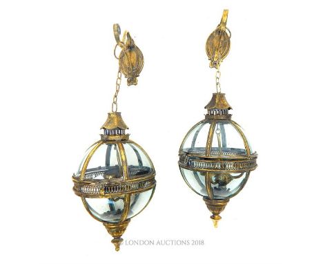 A pair of globe hanging lights.