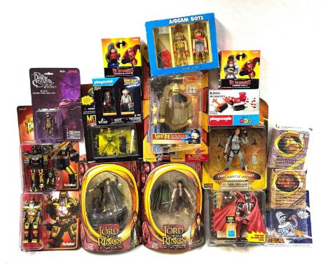 Selection of TV &amp; Film related Figures including Spawn, Lord of the Rings, Mortal Combat, Power Rangers, The Dark Crystal