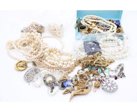 A group of vintage and later costume jewellery including some rolled gold rings, earrings and pendant, further earrings inclu