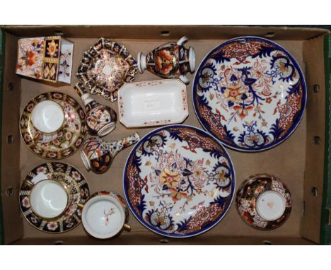 A collection of Davenport pottery in the Imari pattern to include vases, cups and saucers, dishes etc with a Crown Derby pin 