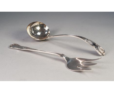 VINERS ELECTROPLATE KINGS PATTERN SOUP LADLE and a matched LARGE SERVING FORK (2) 