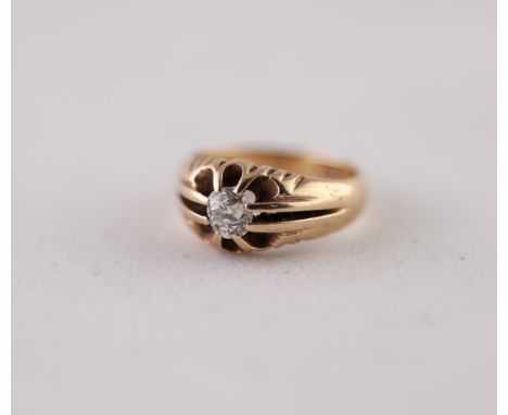 SOLITAIRE DIAMOND RING. Old cut diamond in an extended claw setting, estimated diamond weight 0.45ct approximately, stamped '