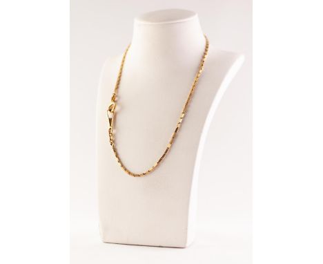 BOX LINK ALBERT CHAIN. With jump ring and clip, length 40cm, stamped '750', 15.41g Good condition.