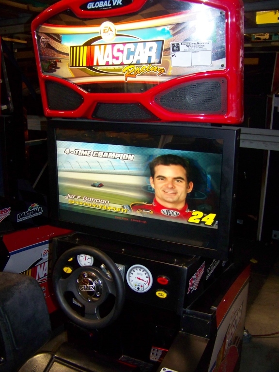 { Choice of lots 241, 242 } NASCAR RACING ARCADE GAME GLOBAL VR LCD
