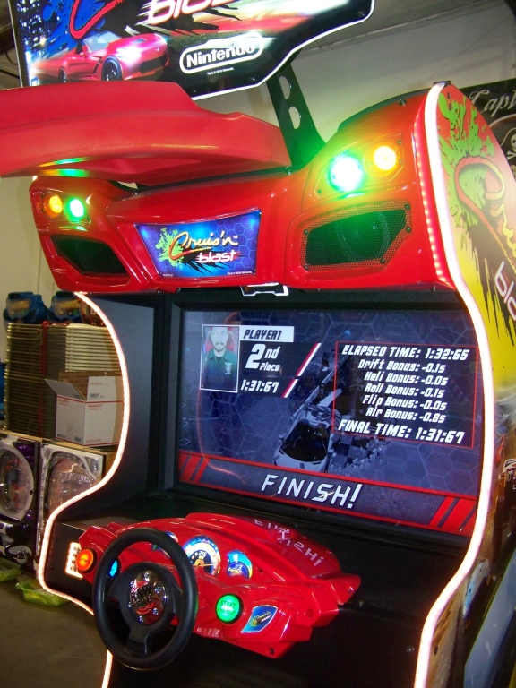 CRUISIN' BLAST NEW! RAW THRILLS ARCADE GAME. NOTE: THIS IS A SHOWROOM ...