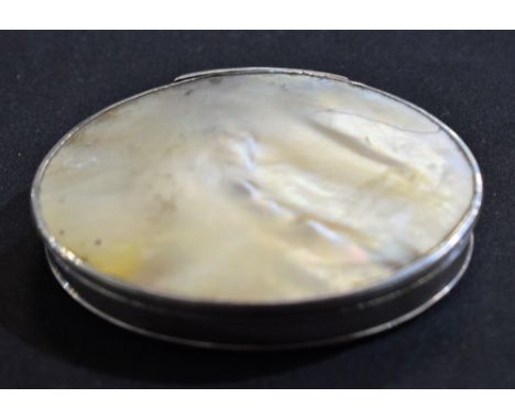 A George I/II silver and mother of pearl oval snuff box, c.1730