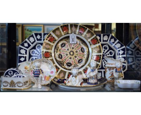 A Royal Crown Derby 1128 pattern dinner plate; an Old Avesbury pattern jug; bears, various; a Vine Cobalt pattern crescent di