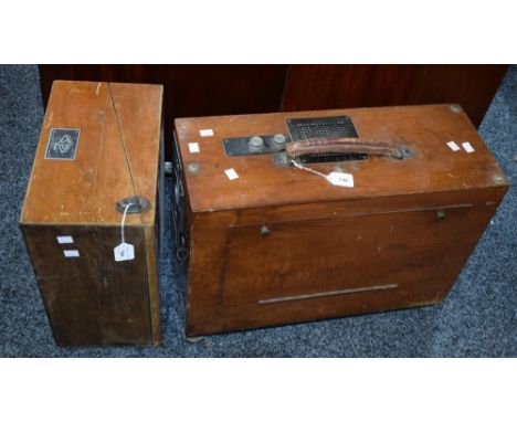 A Wundatone SP 16mm Talkies projector, machine number 2166; a conforming Magnavox speaker (2)