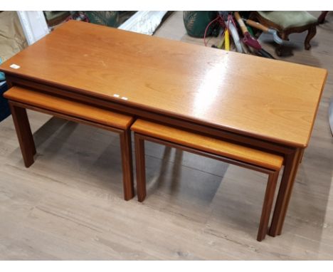 TEAK NEST OF THREE TABLES, COFFEE TABLE AND MATCHING PAIR OF LAMP TABLES