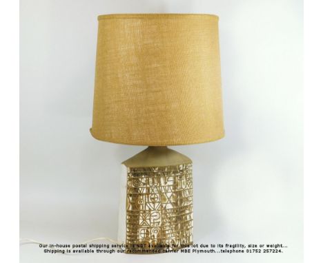 TREMAEN POTTERY. A Tremaen Pottery lamp base, with original hessian shade &amp; paper label. Height incl. shade 73cm.