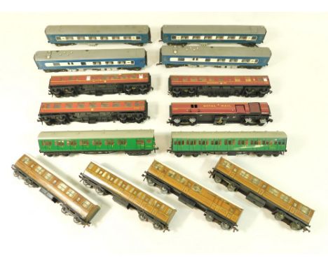 VARIOUS HORNBY COACHES. Eleven OO Hornby tinplate coaches. Four LNER coaches (roofs repainted), two SR coaches, a BR(E) brake