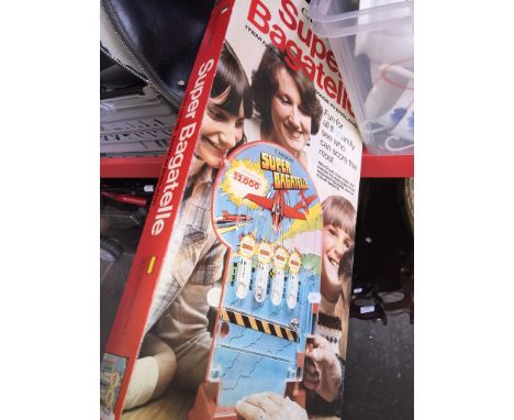 SUPER BAGATELLE